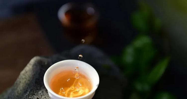 茶的唯美句子有哪些？如何用茶的唯美句子表达情感？